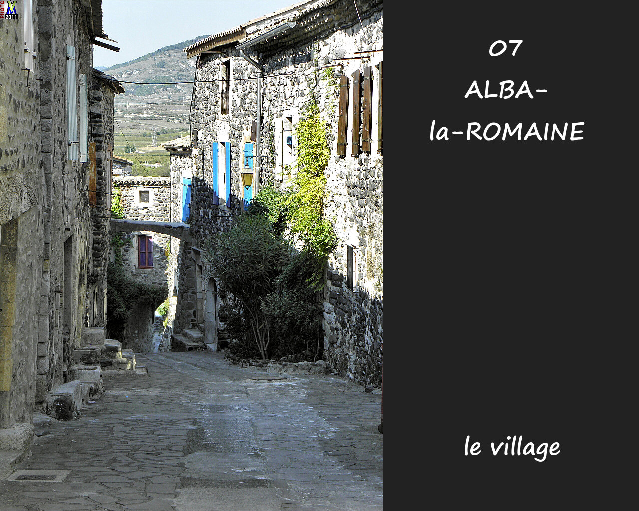 07ALBA-ROMAINE_village_112.jpg