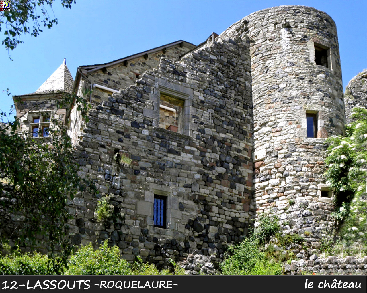 12LASSOUTS-ROQUE_chateau_100.jpg