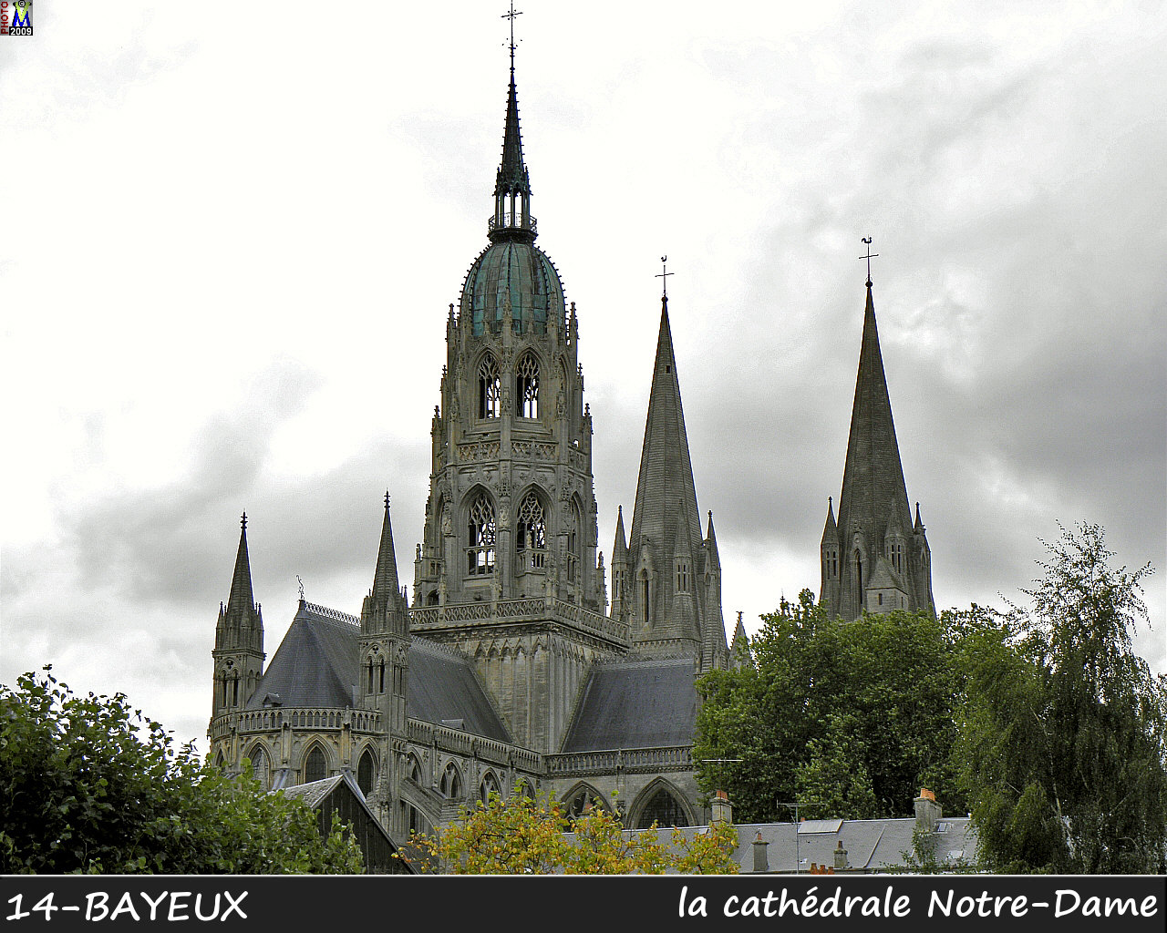 14BAYEUX_cathedrale_116.jpg