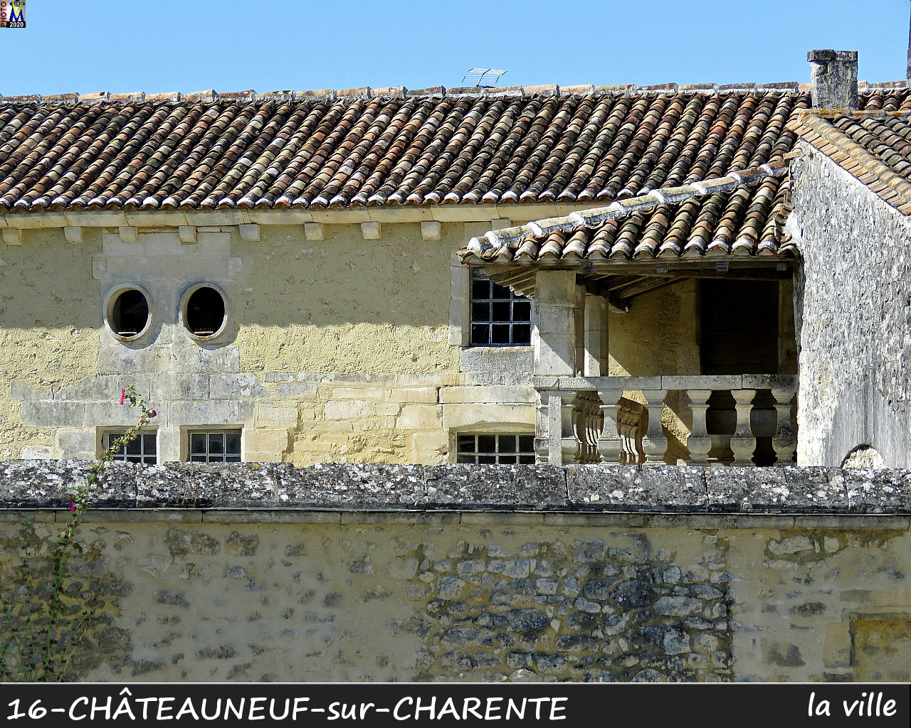 16CHATEAUNEUF-CH_ville_1010.jpg