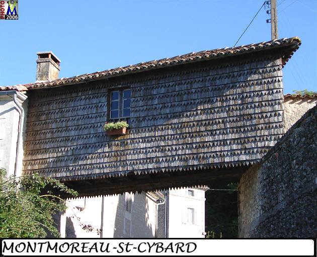 16MONTMOREAU chateau Cybard 190.jpg