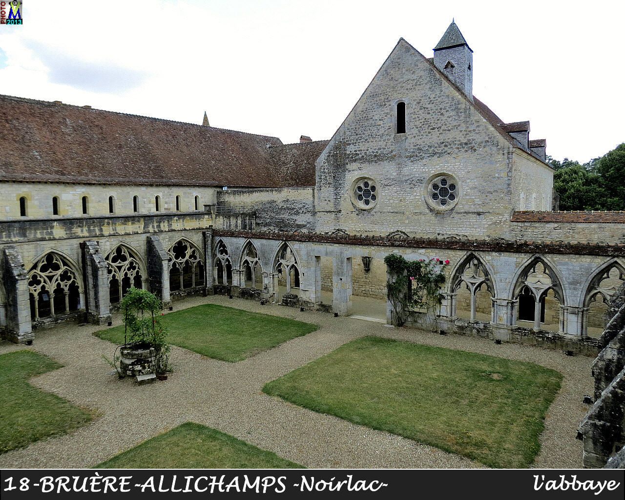 18BRUERE-ALLICHAMPSzNOIRLAC_abbaye_202.jpg