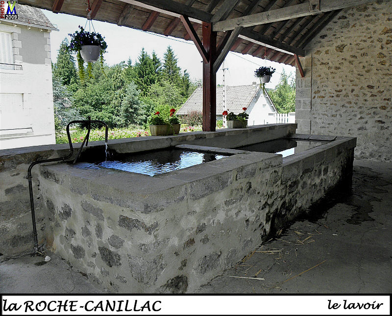 19ROCHE-CANILLAC_lavoir_102.jpg
