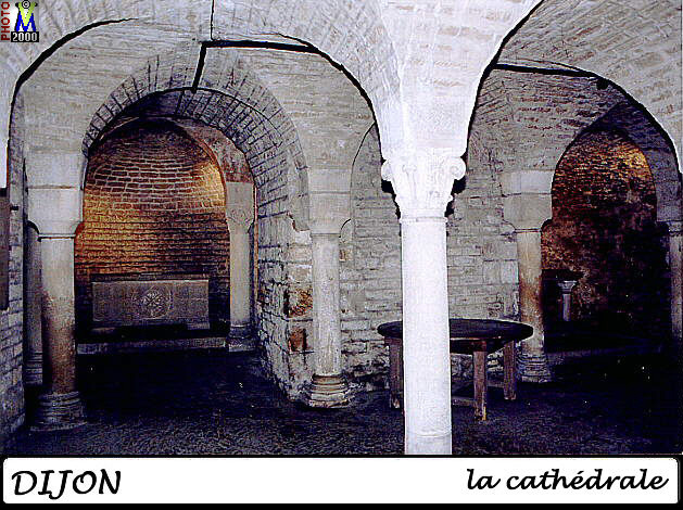 21DIJON_cathedrale_210.jpg