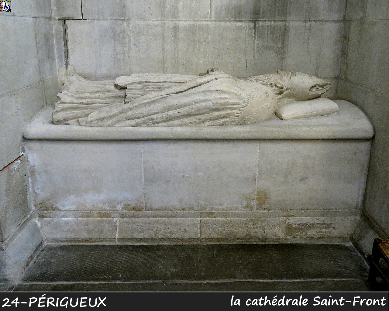 24PERIGUEUX_cathedrale_1180.jpg