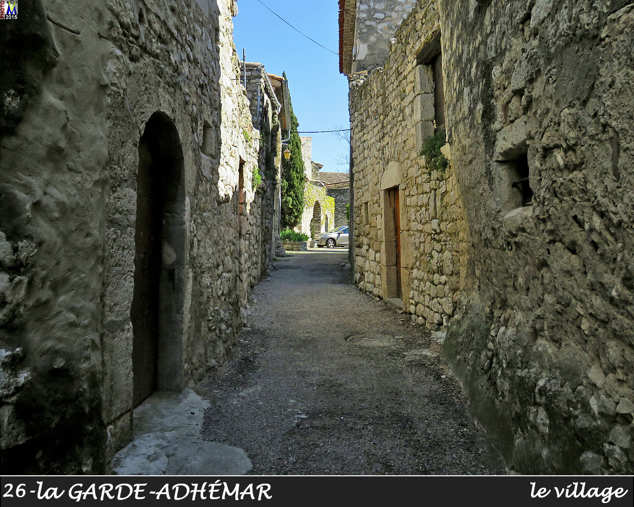 26GARDE-ADHEMAR_village_174.jpg
