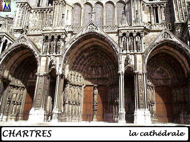 28CHARTRES CATHEDRALE 106.jpg