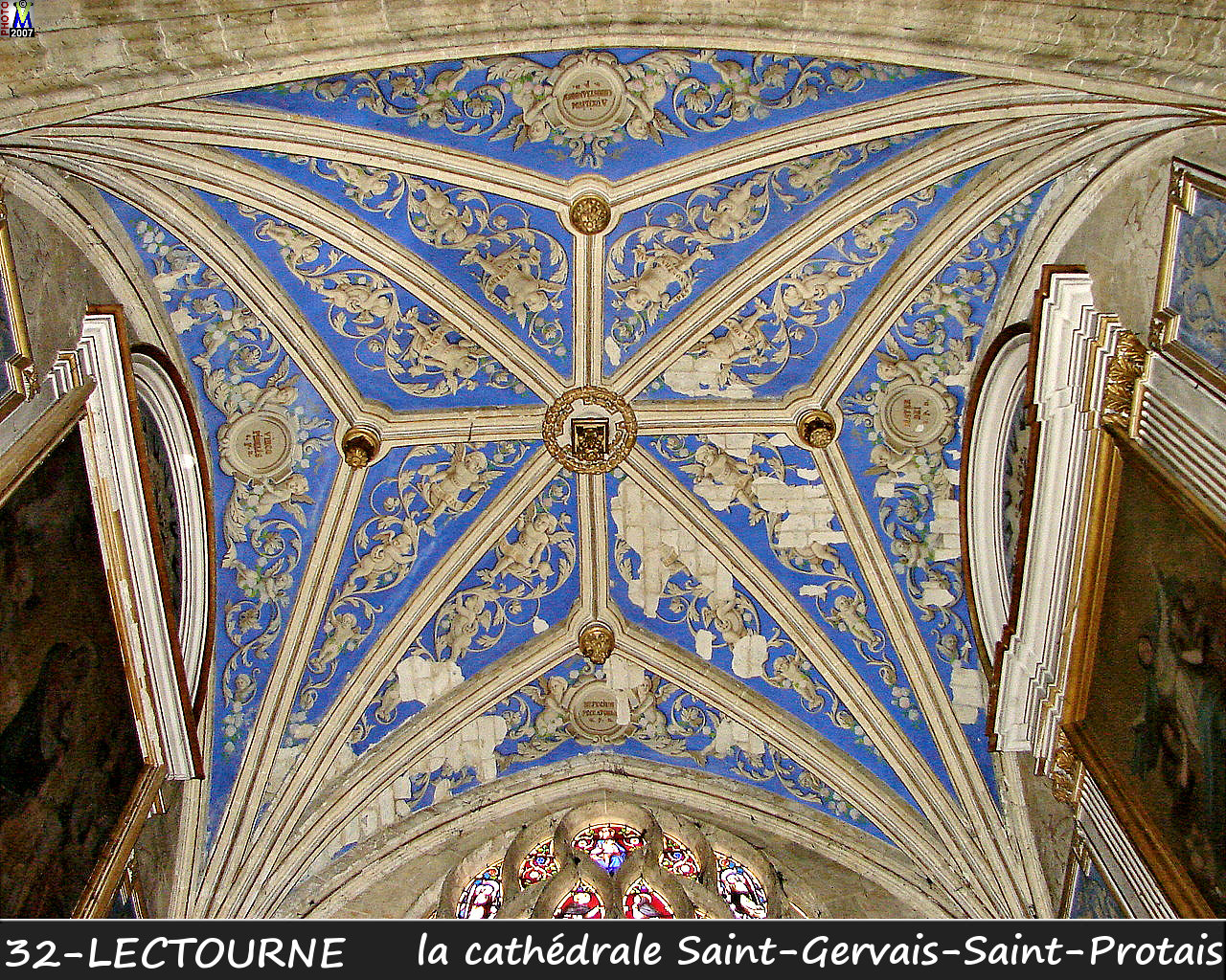 32LECTOURNE_cathedrale_212.jpg