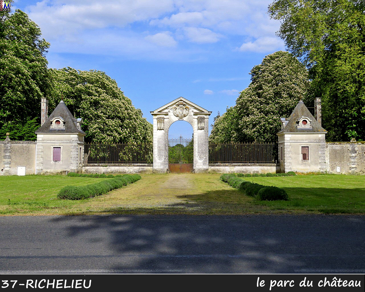 37RICHELIEU_chateau_1030.jpg