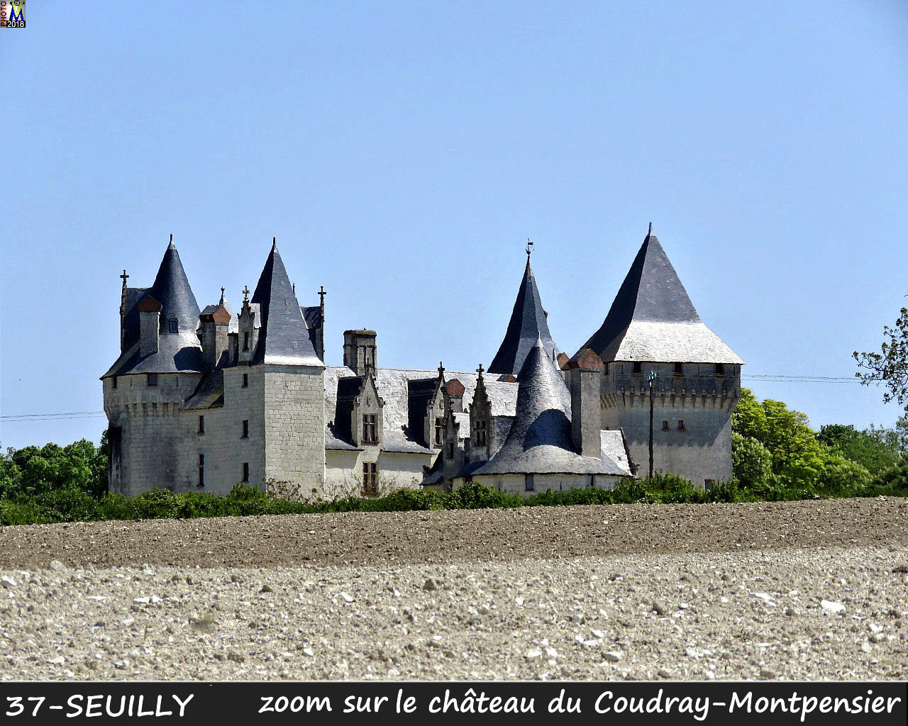 37SEUILLY_chateau_1010.jpg