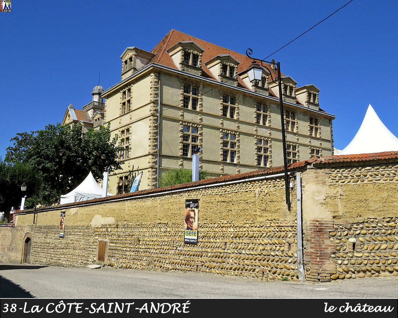 38COTE-St-ANDRE_chateau_100.jpg