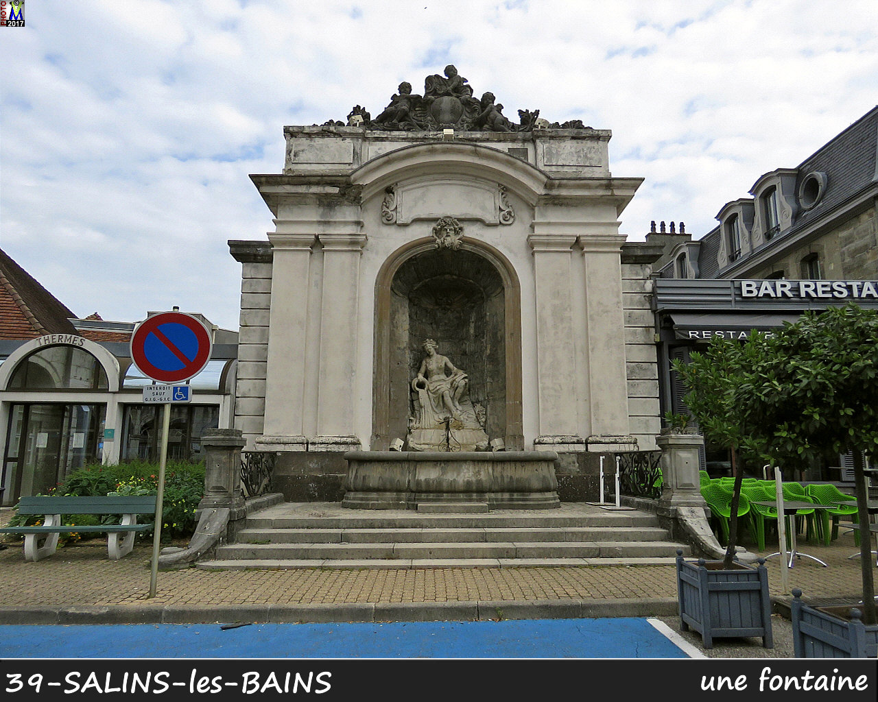 39SALINS-LES-BAINS_fontaine_110.jpg