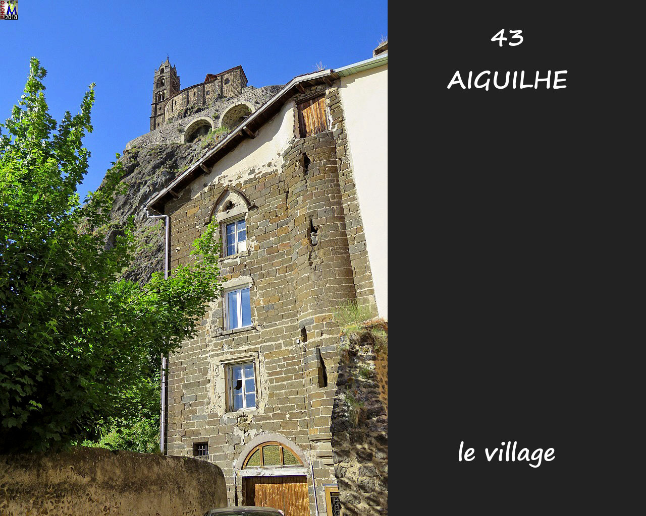43AIGUILHE_village_100.jpg