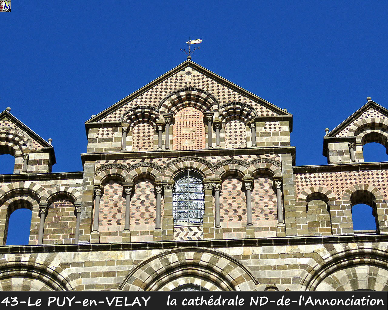 43PUY-EN-VELAY_cathedrale_116.jpg