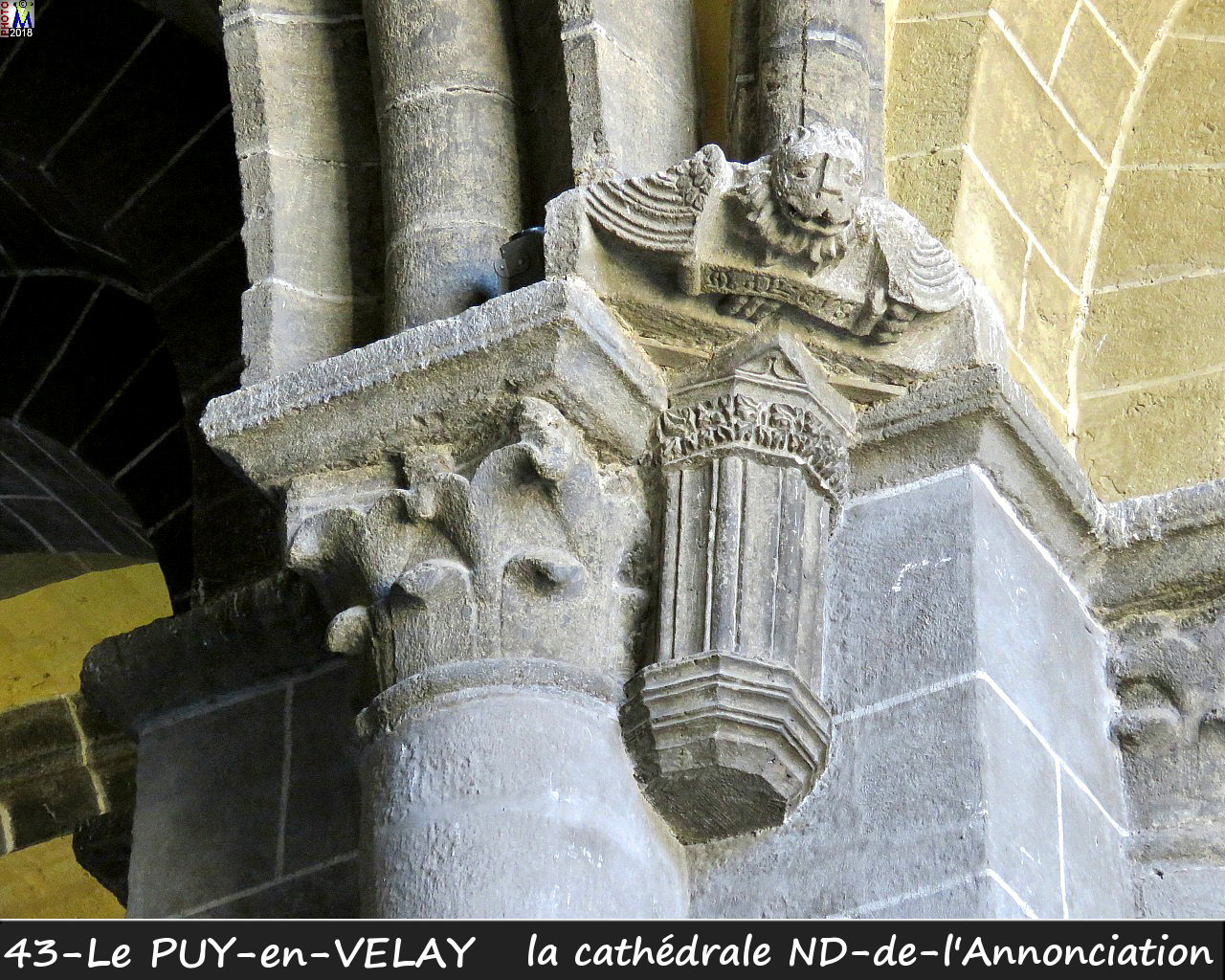 43PUY-EN-VELAY_cathedrale_132.jpg