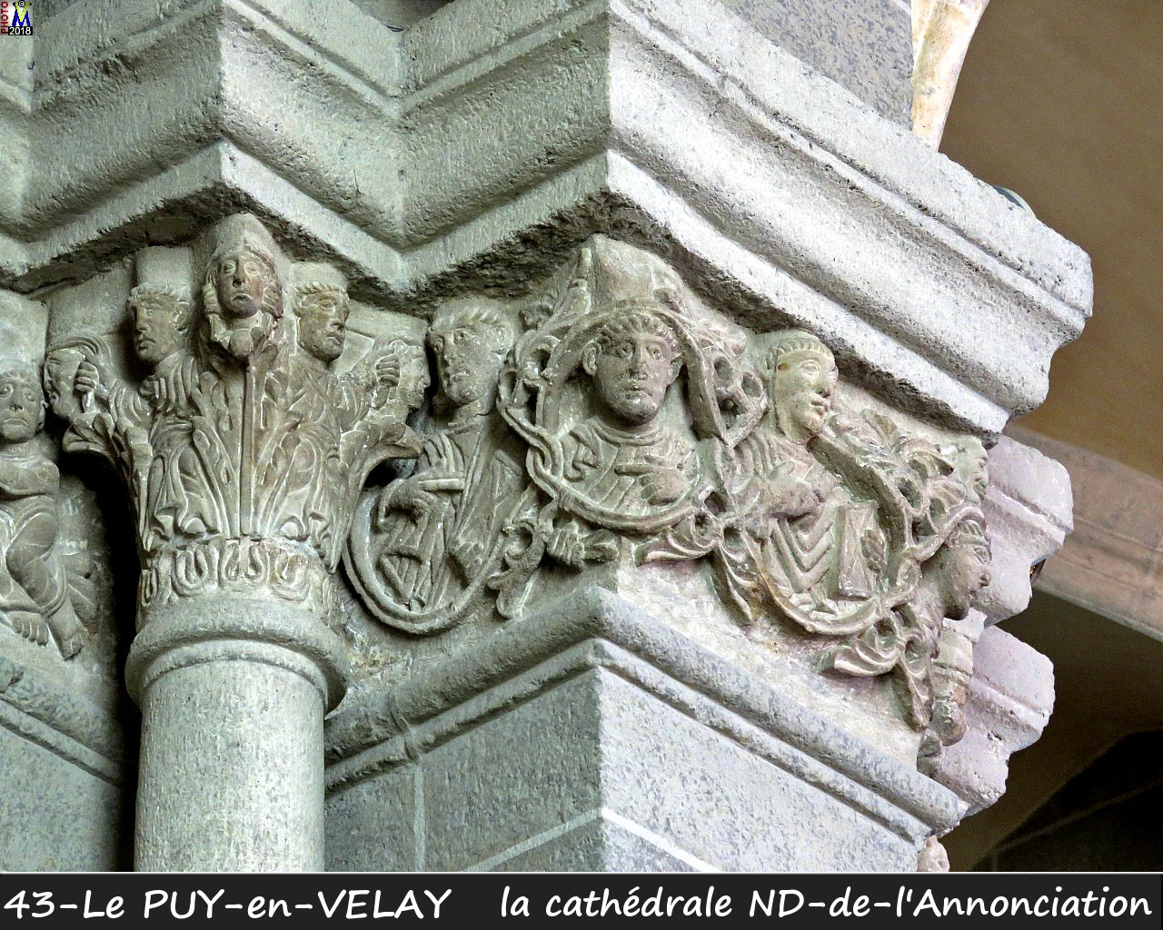 43PUY-EN-VELAY_cathedrale_242.jpg