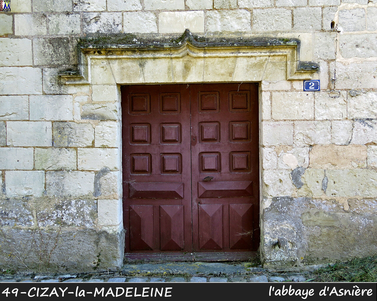 49CIZAY-MADELEINE_abbaye_1040.jpg