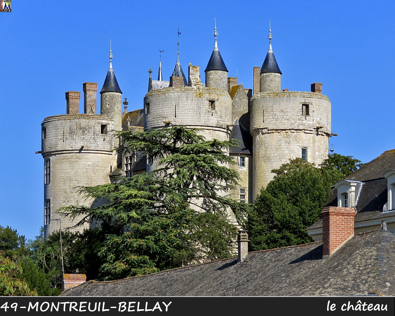 49MONTREUIL-BELLAY_chateau_1016.jpg