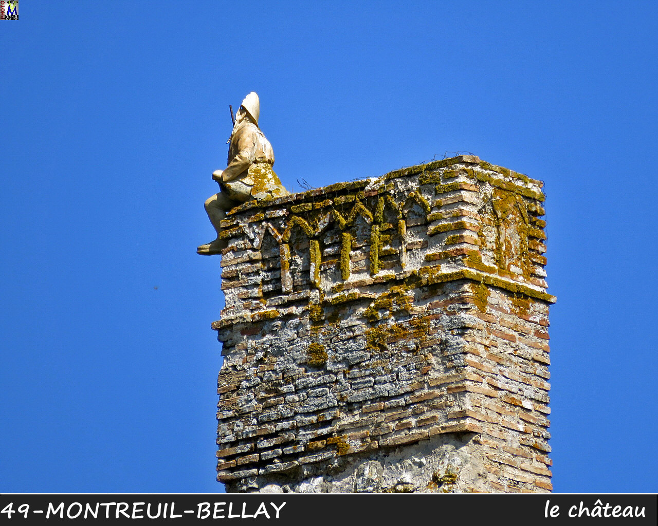 49MONTREUIL-BELLAY_chateau_1038.jpg