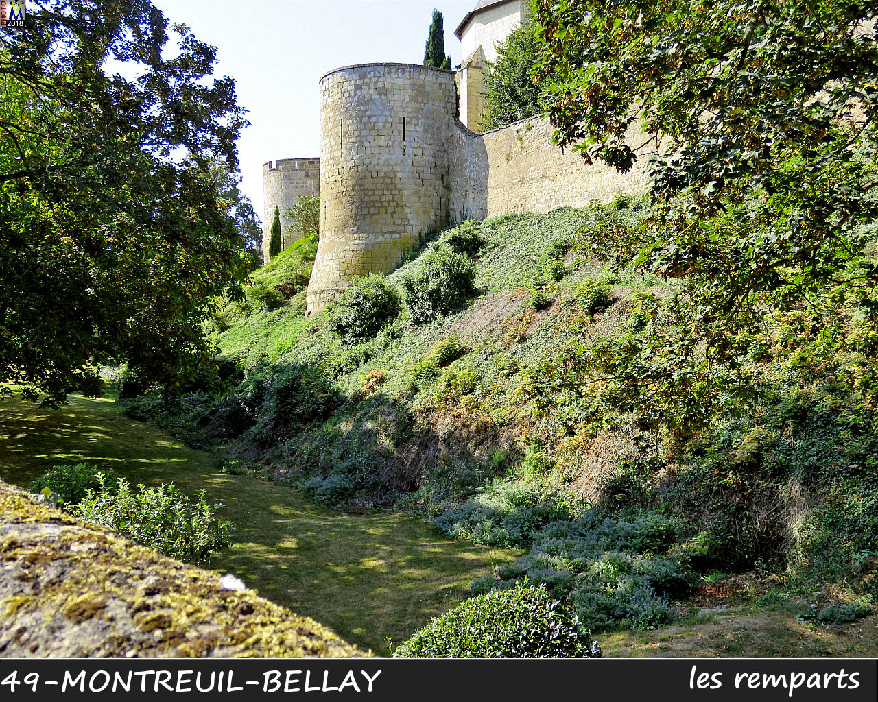 49MONTREUIL-BELLAY_remparts_1028.jpg