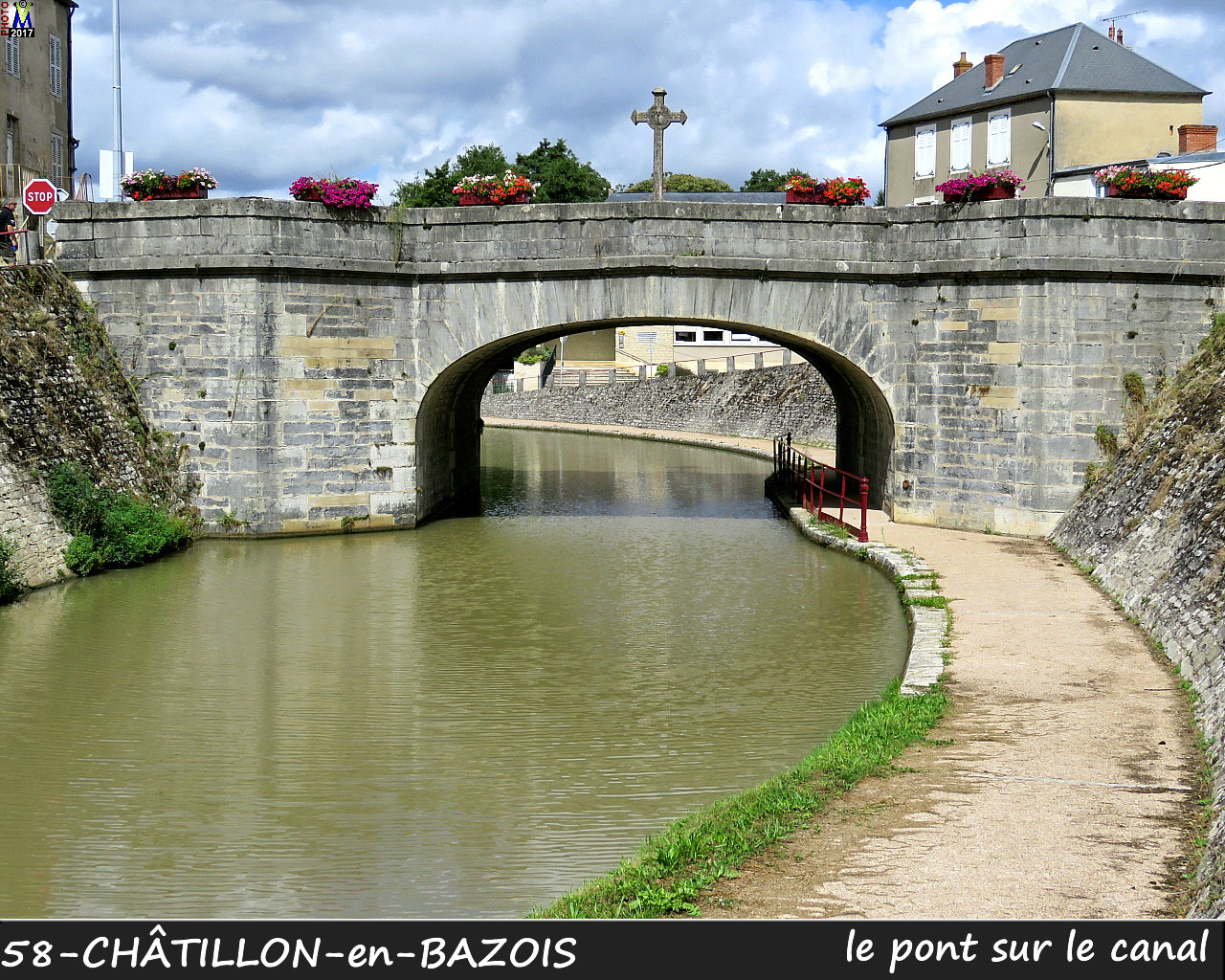58CHATILLON-EN-BAZOIS_canal_100.jpg