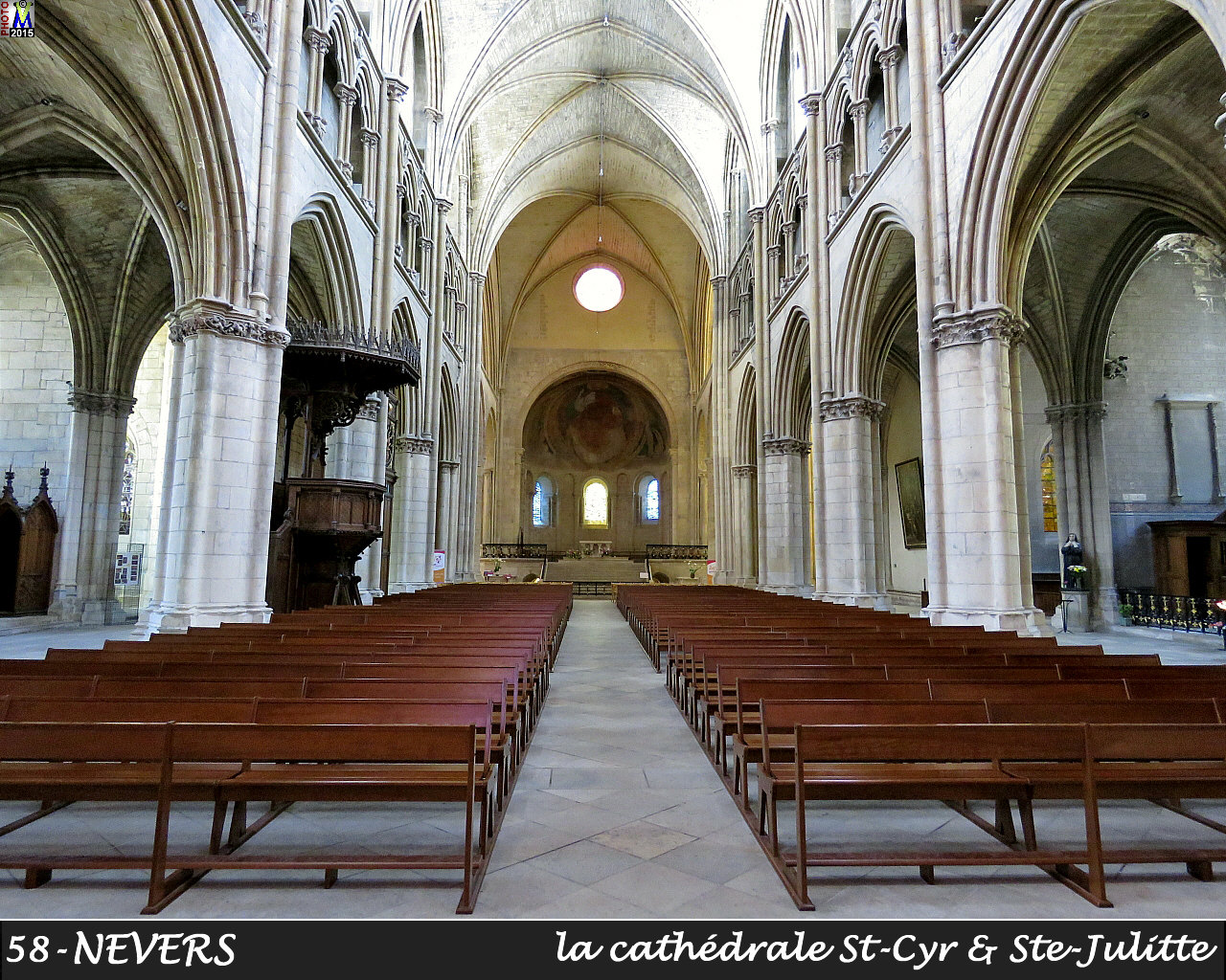 58NEVERS-cathedrale_204.jpg