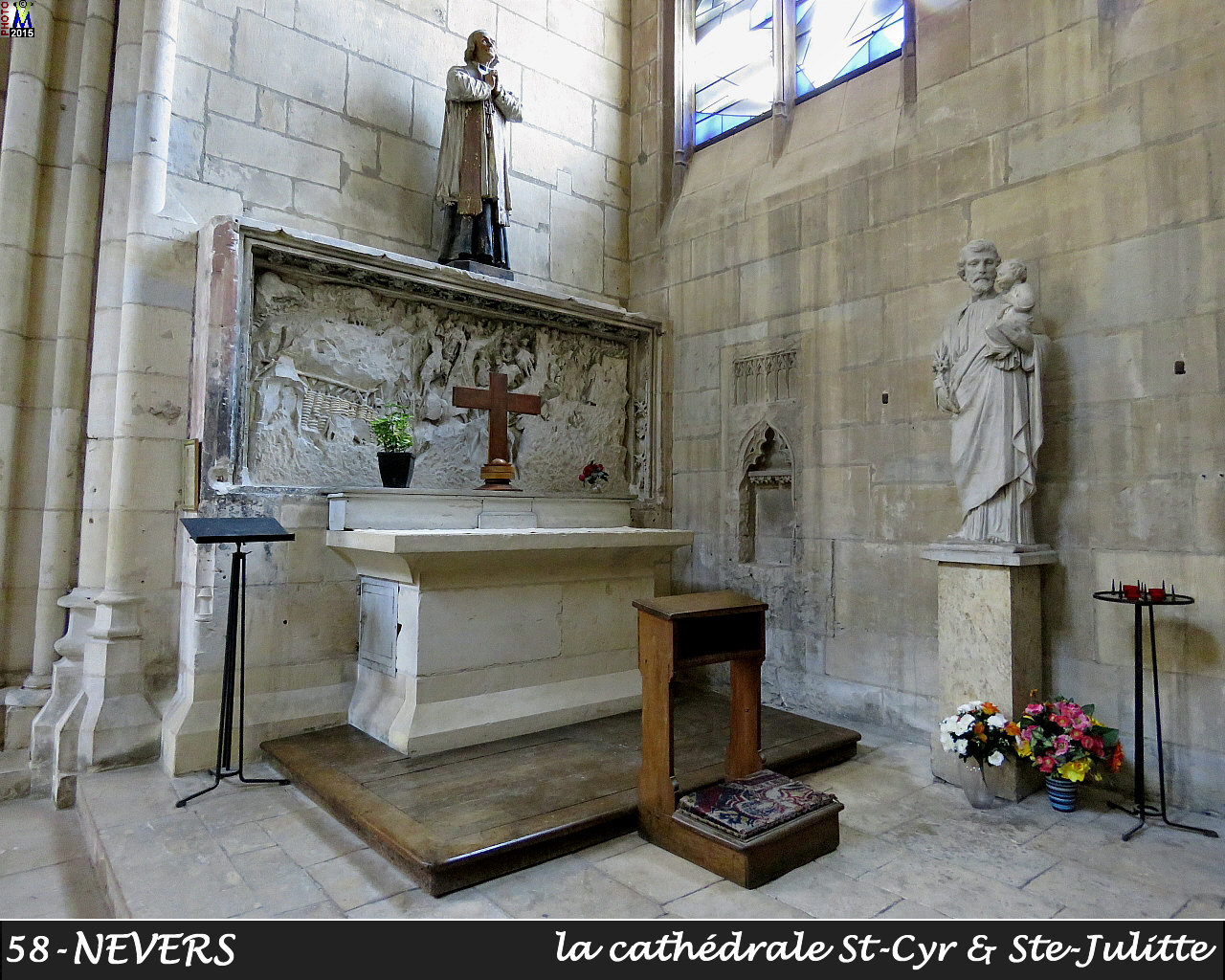 58NEVERS-cathedrale_228.jpg