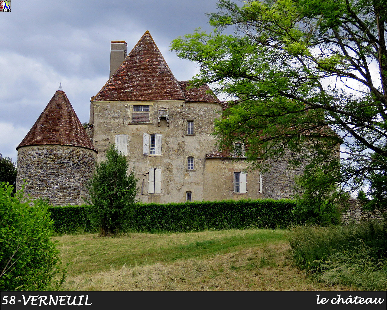 58VERNEUIL_chateau_100.jpg