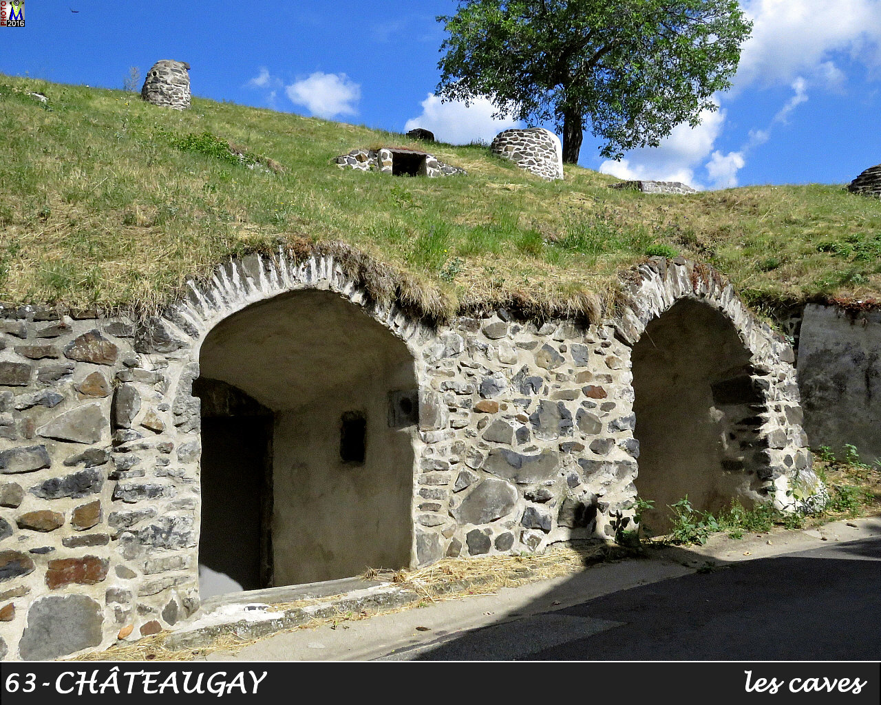63CHATEAUGAY_caves_108.jpg