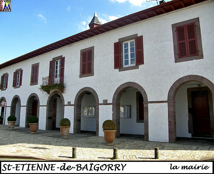64StETIENNE-BAIGORRY_mairie_100.jpg