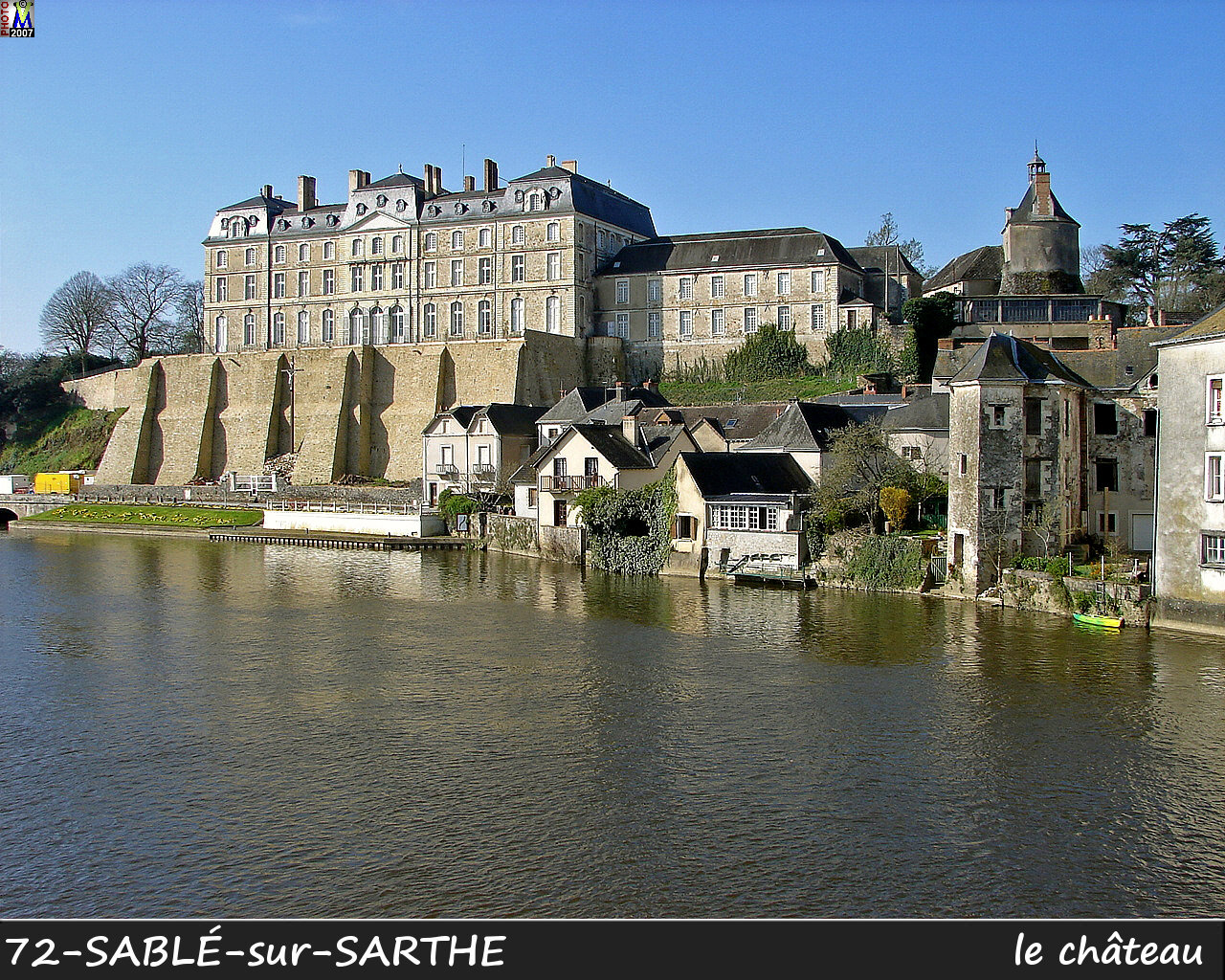 72SABLE-SARTHE_chateau_200.jpg