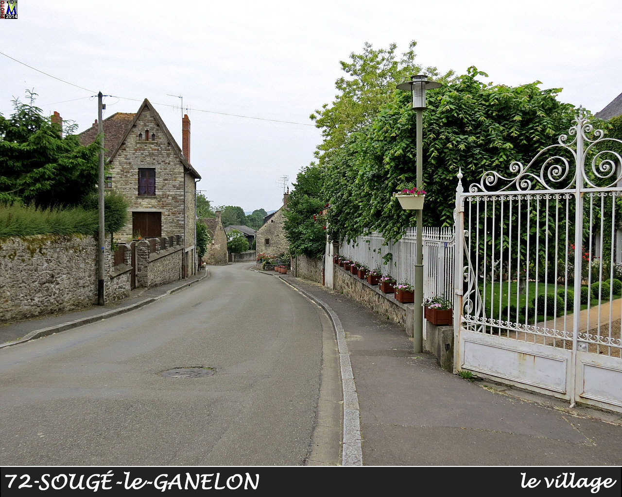 72SOUGE-GANELON_village_104.jpg