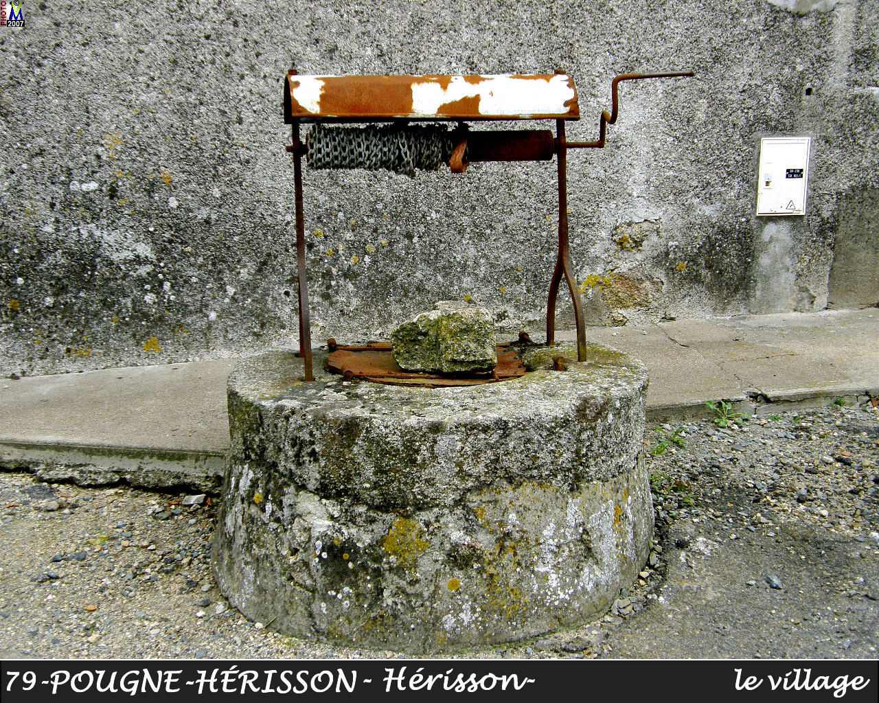 79POUGNE-HERISSON_herisson_village_120.jpg