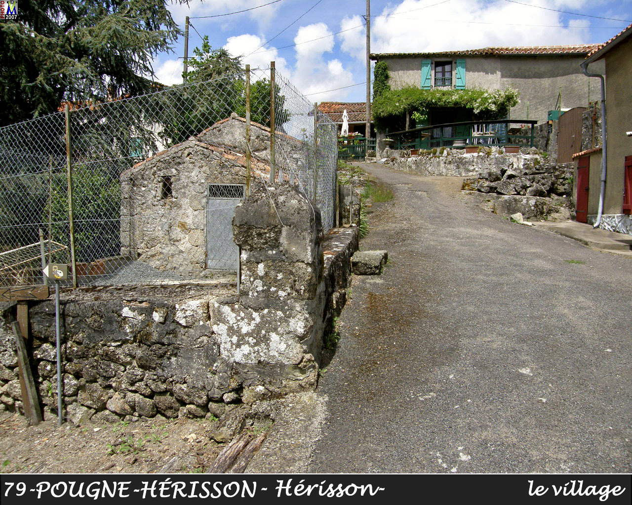79POUGNE-HERISSON_herisson_village_126.jpg