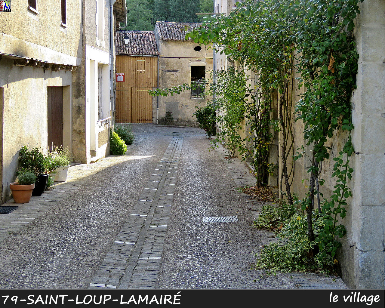 79StLOUP-LAMAIRE_village_1032.jpg