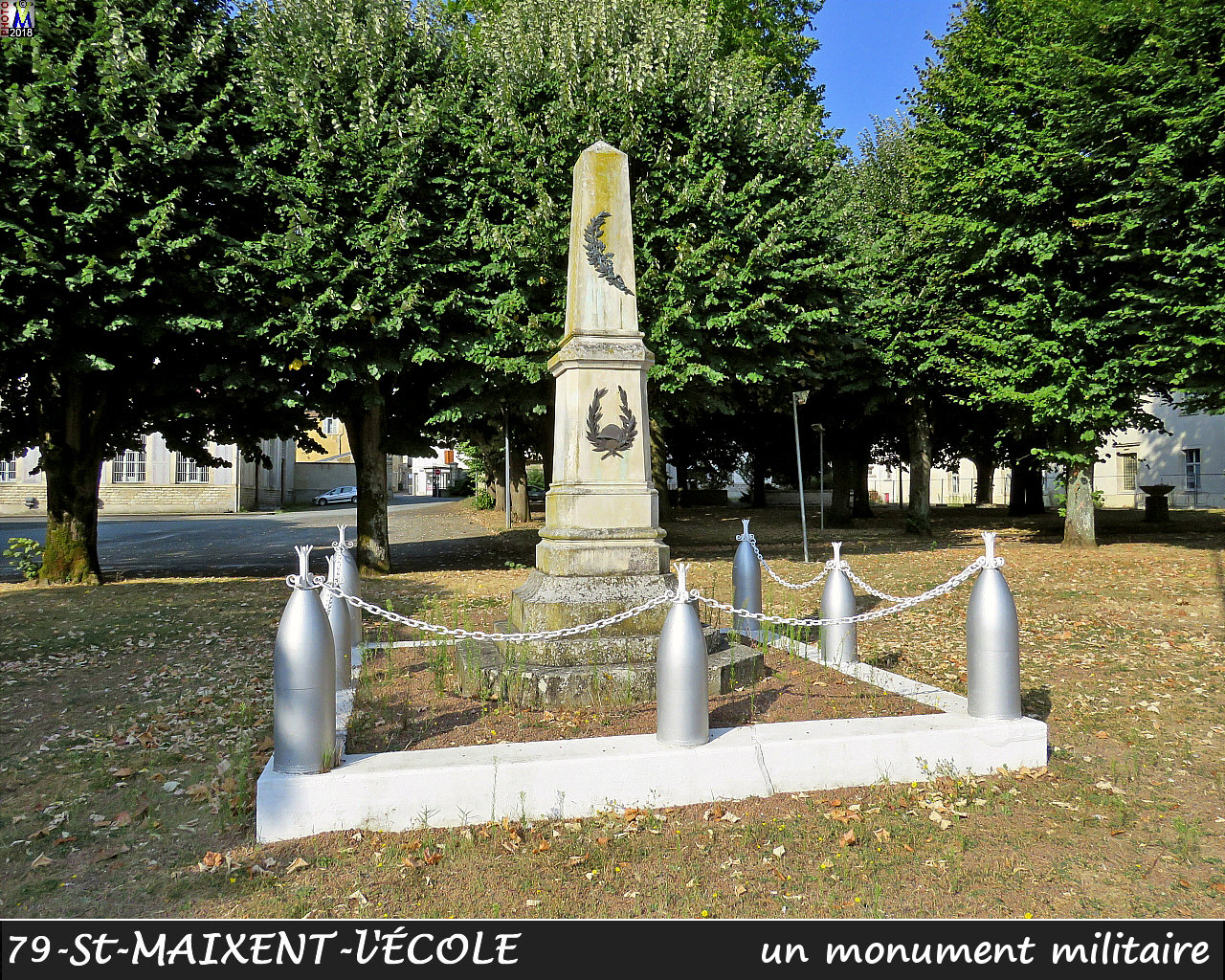 79StMAIXENT-ECOLE_morts_1010.jpg