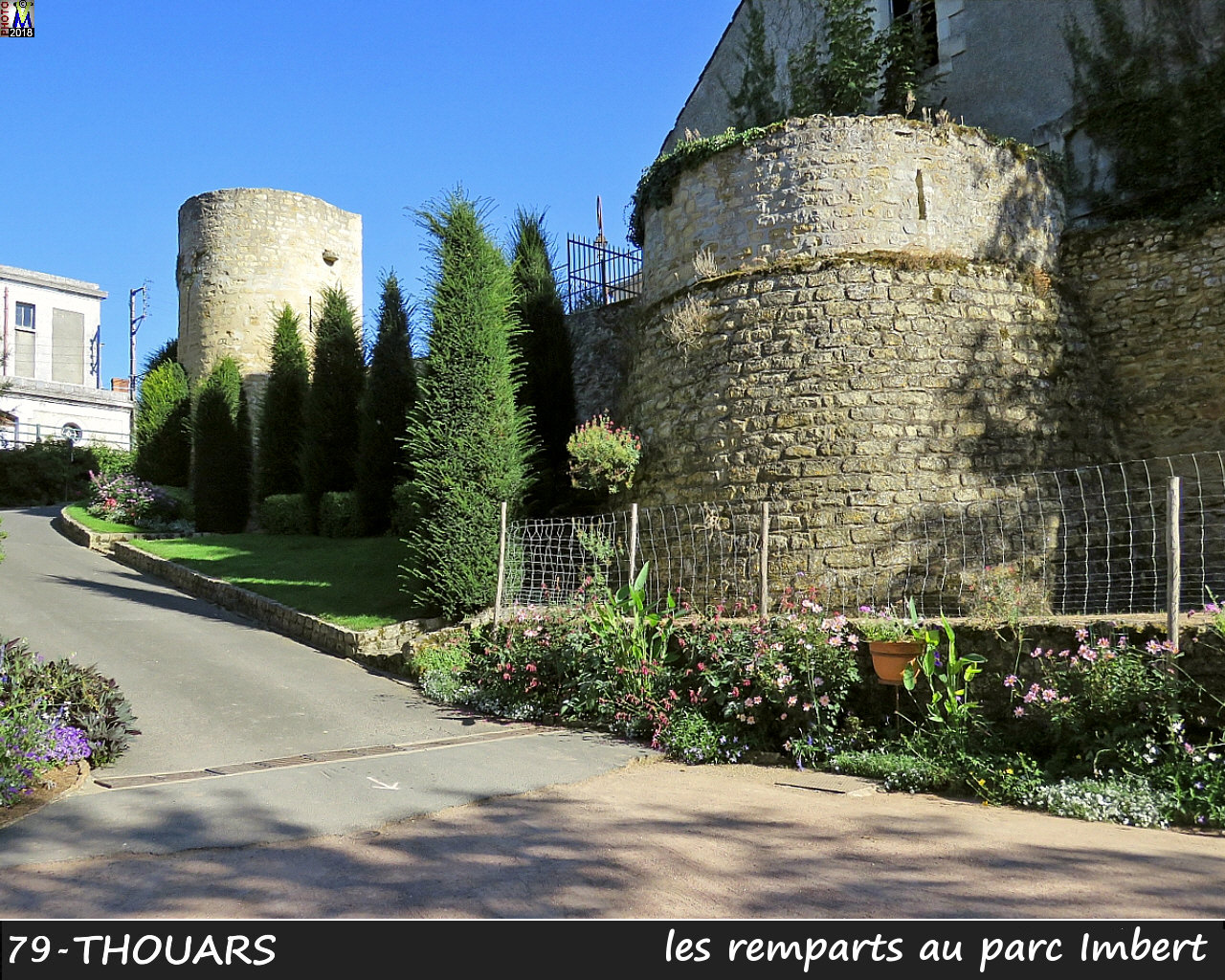 79THOUARS_remparts_1000.jpg