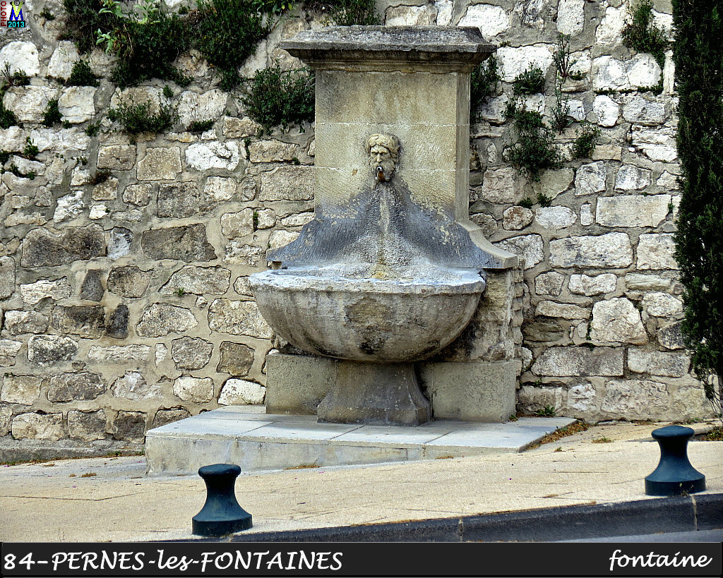 84PERNES-FONTAINES_fontaine_118.jpg