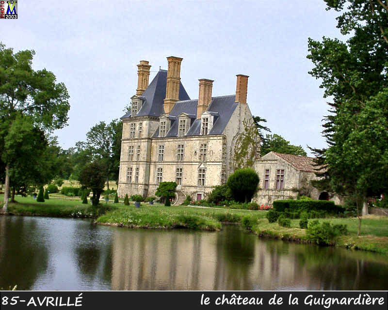 85AVRILLE_chateau_102.jpg