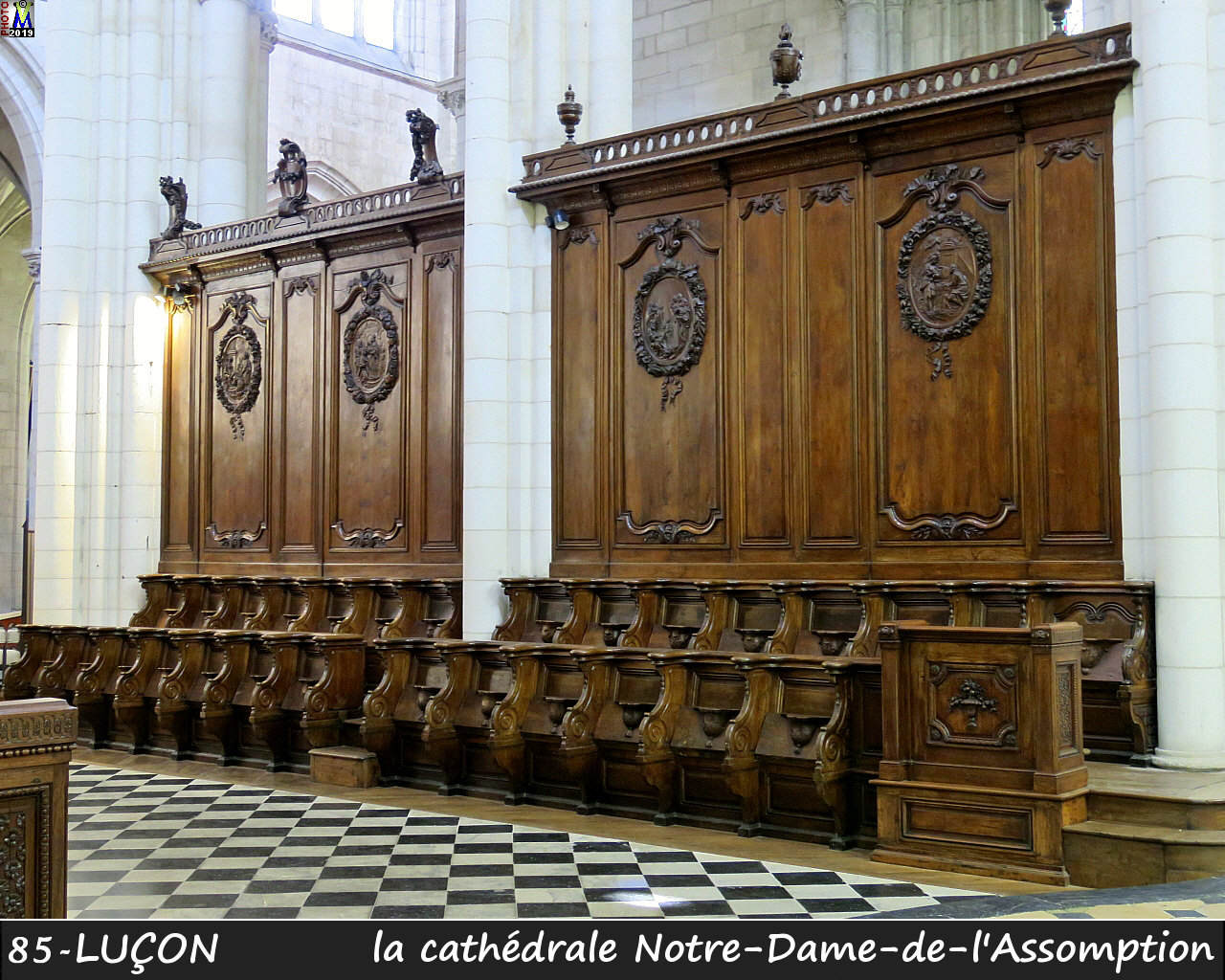 85LUCON_cathedrale_244.jpg