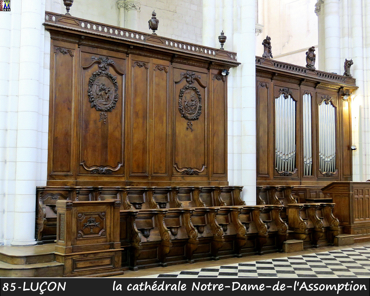85LUCON_cathedrale_246.jpg