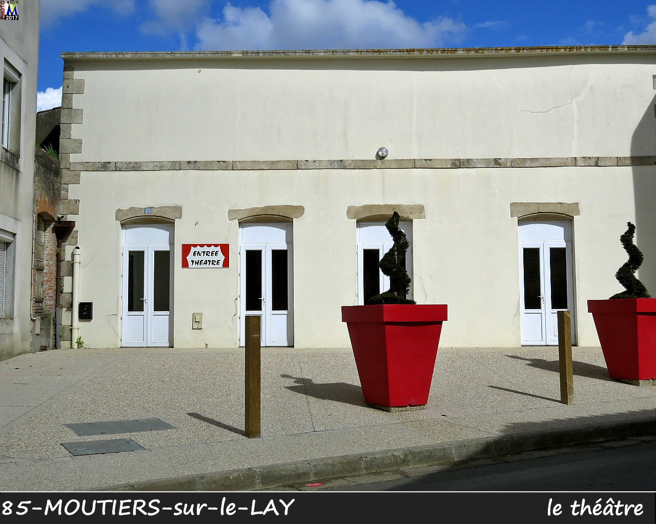 85MOUTIERS-LAY_theatre_1000.jpg