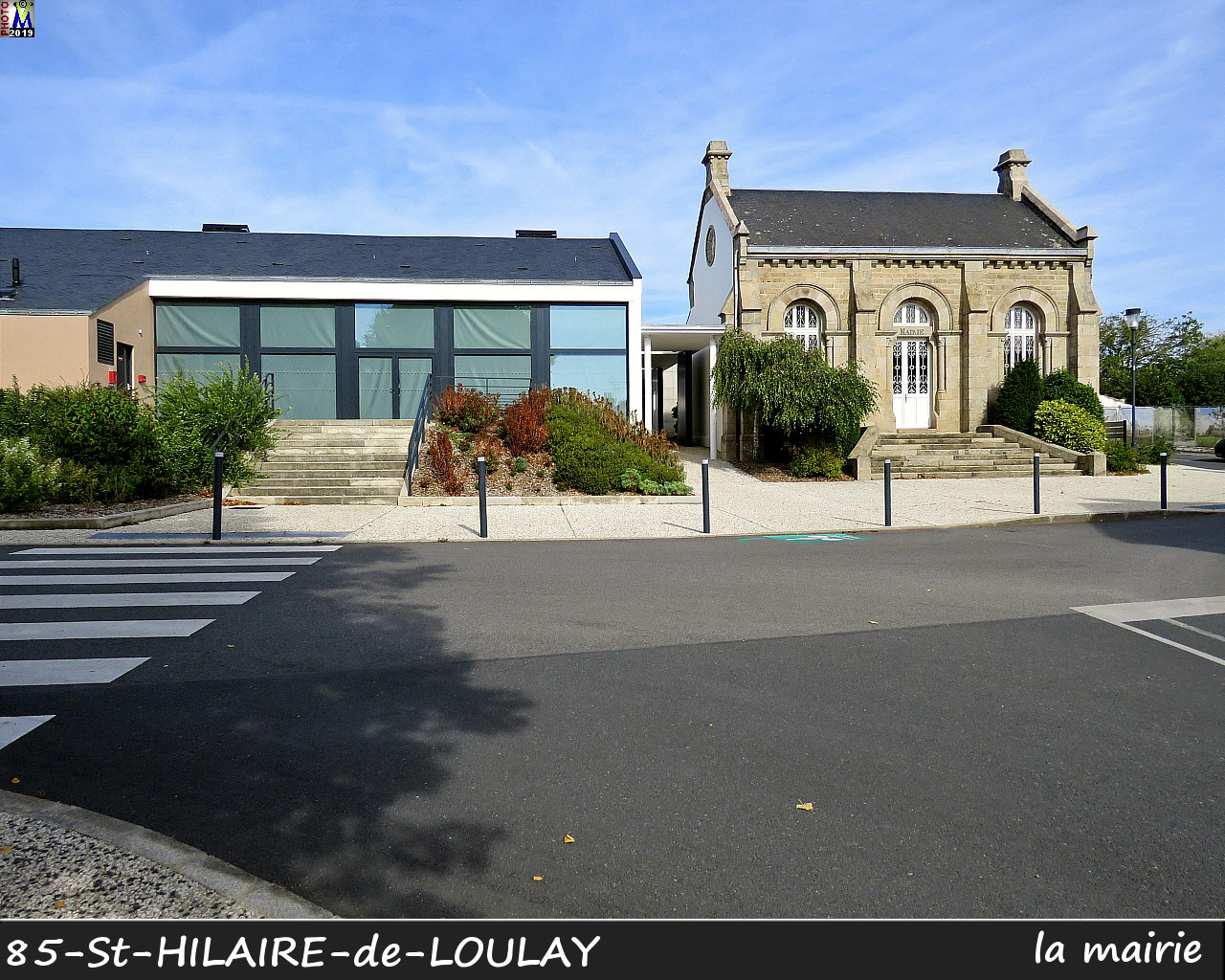 85StHILAIRE-LOULAY_mairie_102.jpg