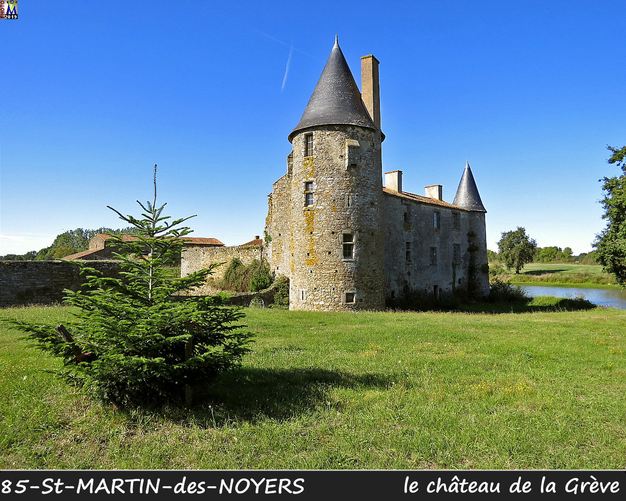 85StMARTIN-NOYERS_chateau_1000.jpg