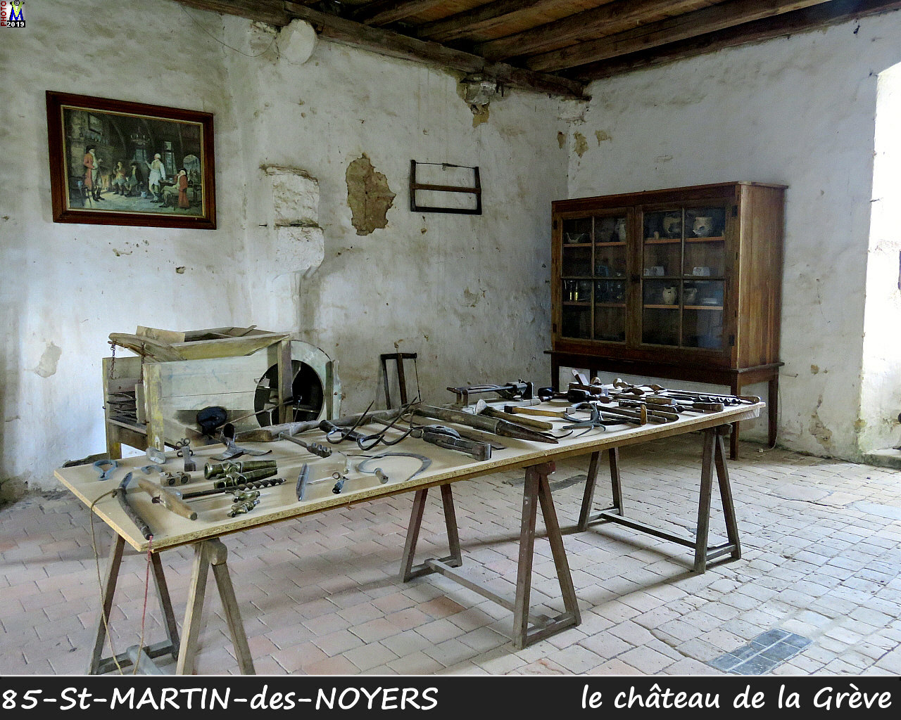85StMARTIN-NOYERS_chateau_1110.jpg