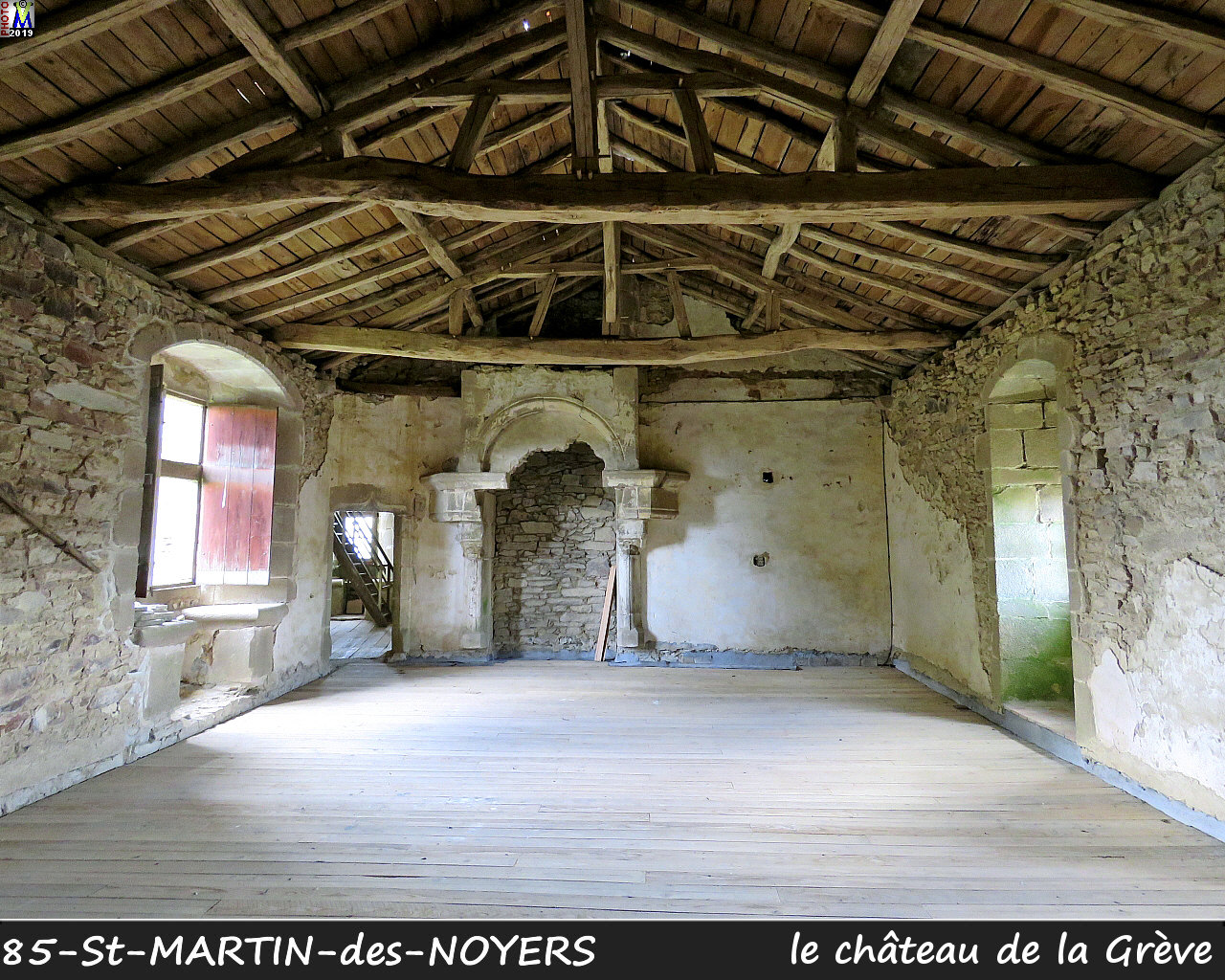 85StMARTIN-NOYERS_chateau_1114.jpg