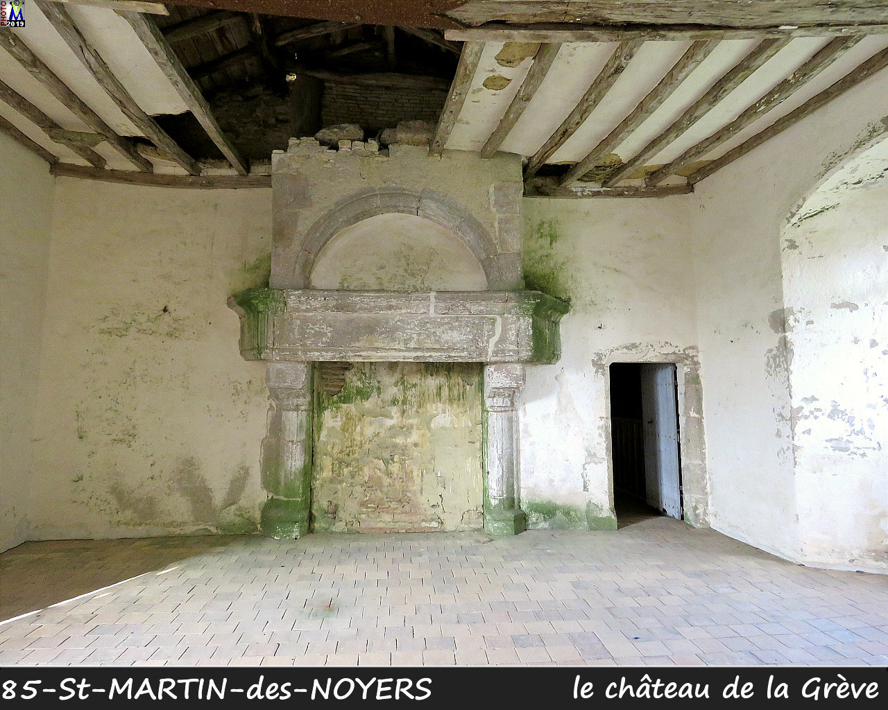 85StMARTIN-NOYERS_chateau_1122.jpg
