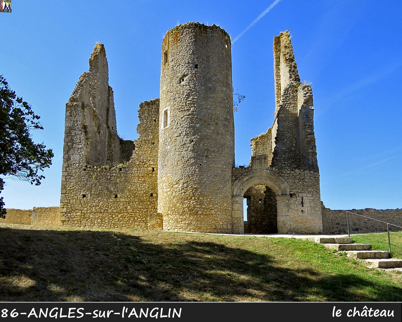 86ANGLES-S-ANGLIN_chateau_1108.jpg