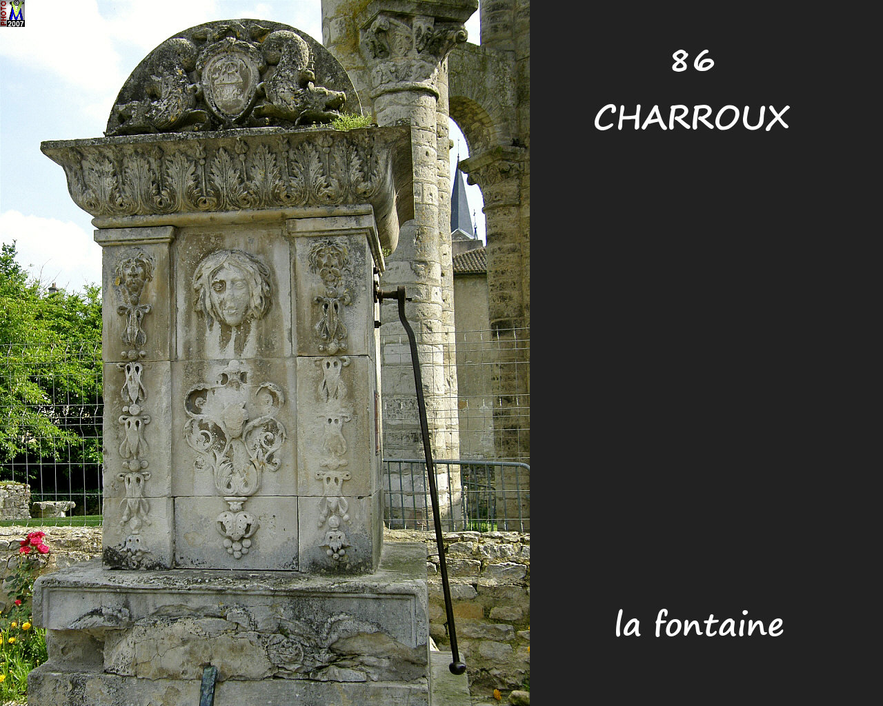 86CHARROUX_fontaine_100.jpg