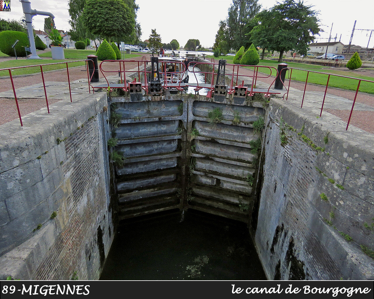 89MIGENNES_canal_106.jpg
